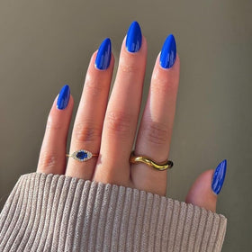 KQueenest Royal Blue Press on Nails Short Almond front view