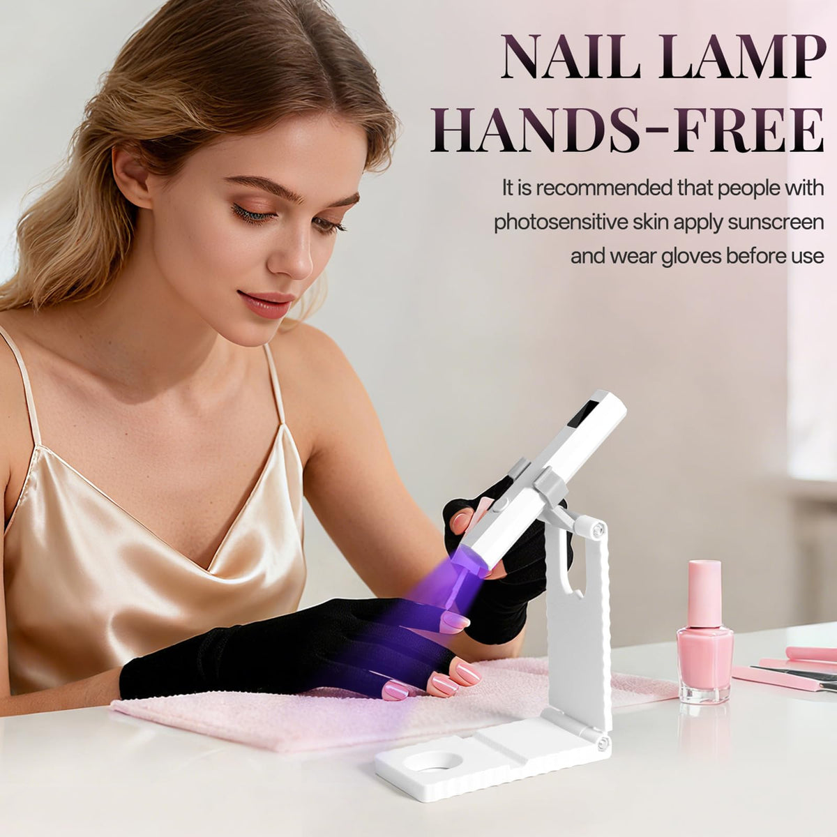 krofaue Cordless UV Nail Light in nail salon setting
