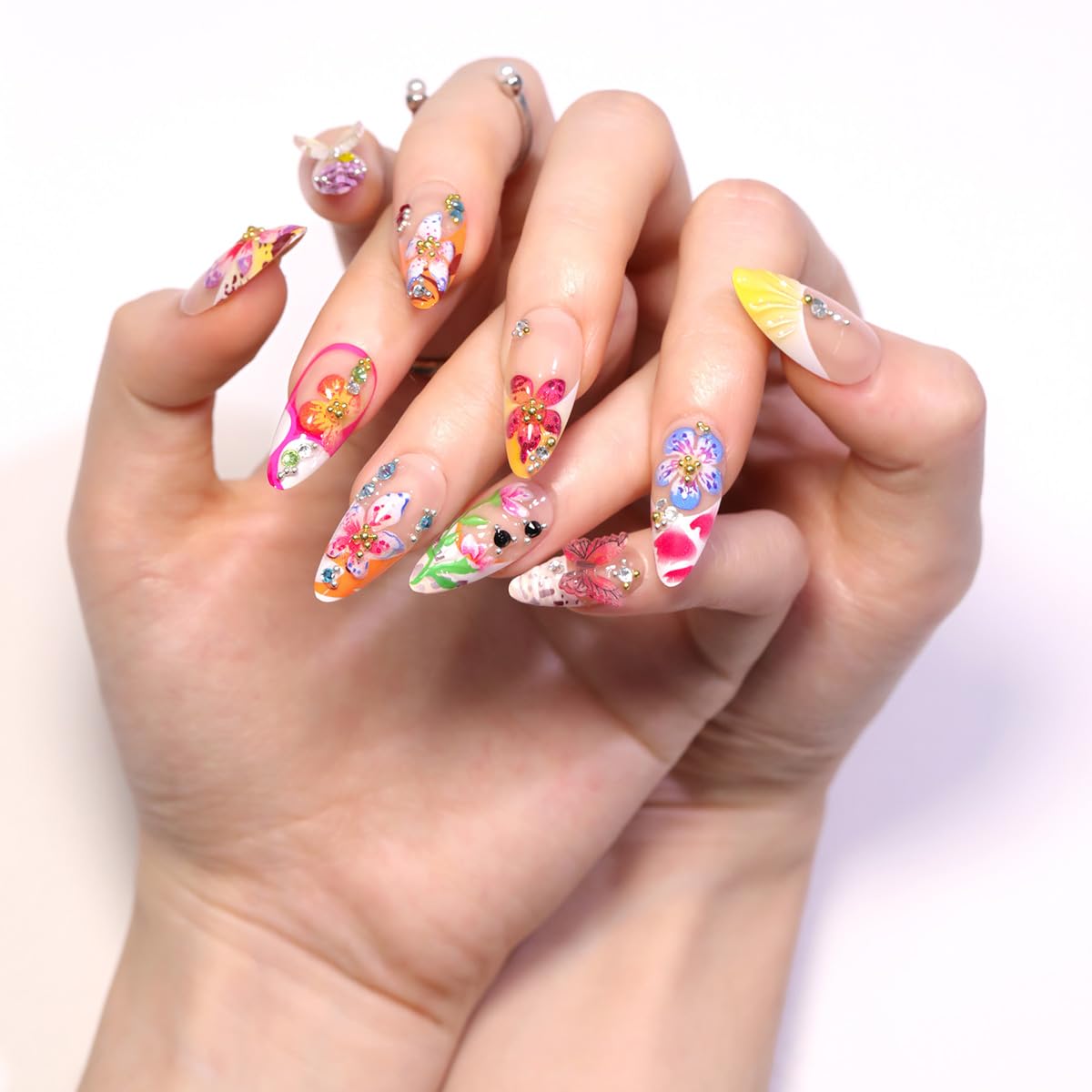KRTBKR 24Pcs press on nails in various sizes