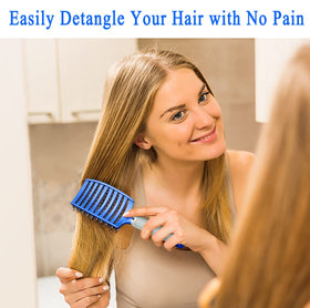 KTKUDY Detangling Brush in use on wet hair