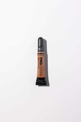 L.A. Girl HD Pro.Conceal Almond 16g brush tip applicator