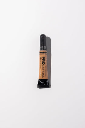 L.A. Girl HD Pro.Conceal Pure Beige brush tip applicator