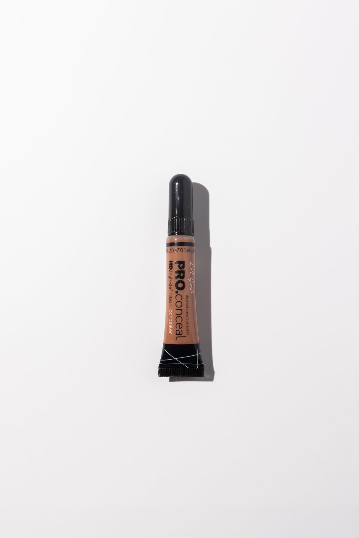 L.A. Girl HD Pro.Conceal Warm Sand 9g brush applicator