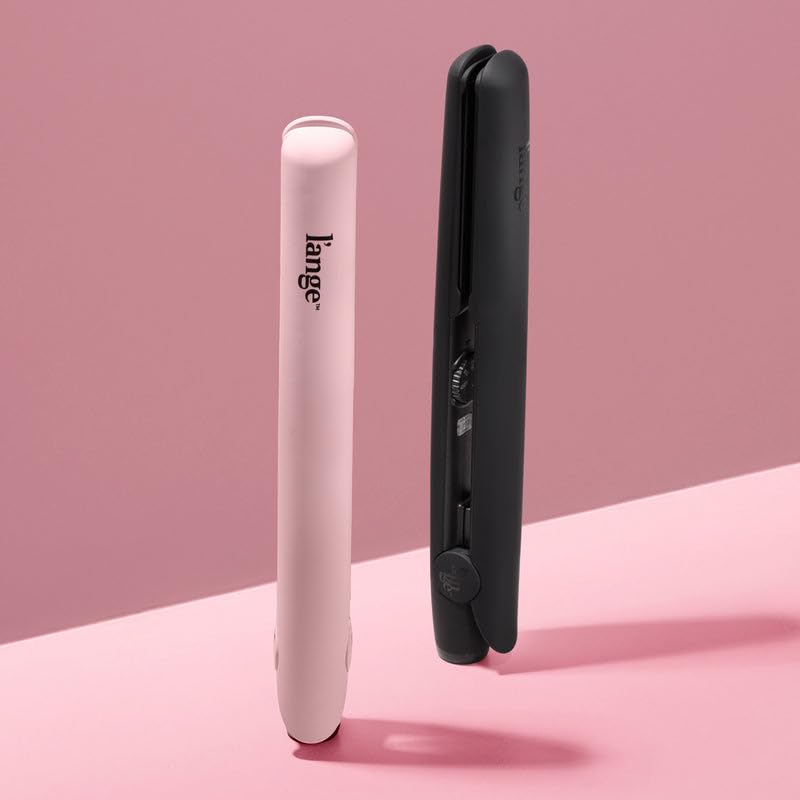 L'ANGE HAIR Le Ceramique Flat Iron in use on straight hair