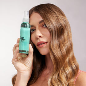 L'ANGE HAIR Sea Salt Texturizing Spray with beachy waves