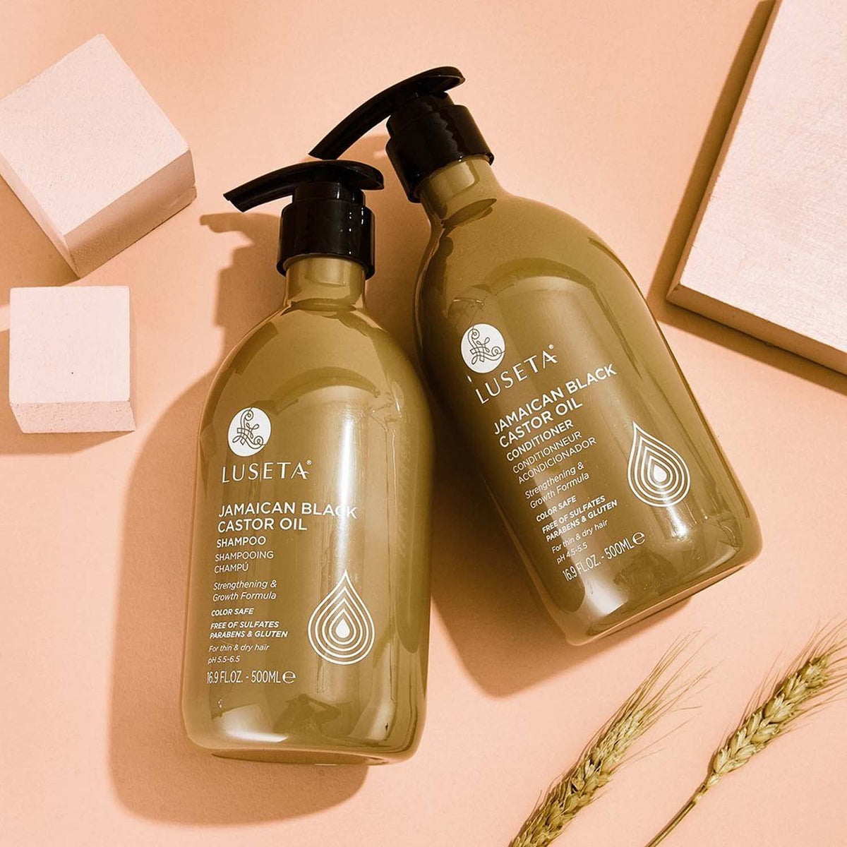 L LUSETA Castor Oil Conditioner texture on hand