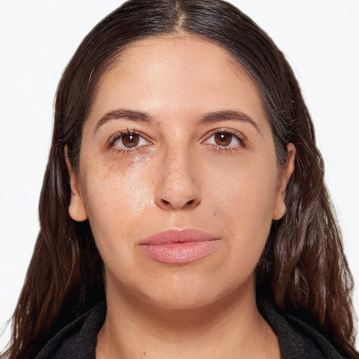 L'Oreal Paris Infallible Powder Foundation Amber texture close-up