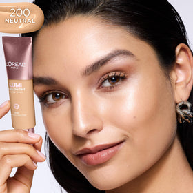 L'Oreal Paris Lumi Le Glow Skin Tint application on skin