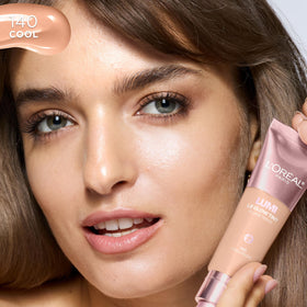 L'Oreal Paris Lumi Le Glow Skin Tint Cool 140 application on skin