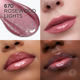 L'Oreal Paris Plump Ambition Lip Oil applicator close-up