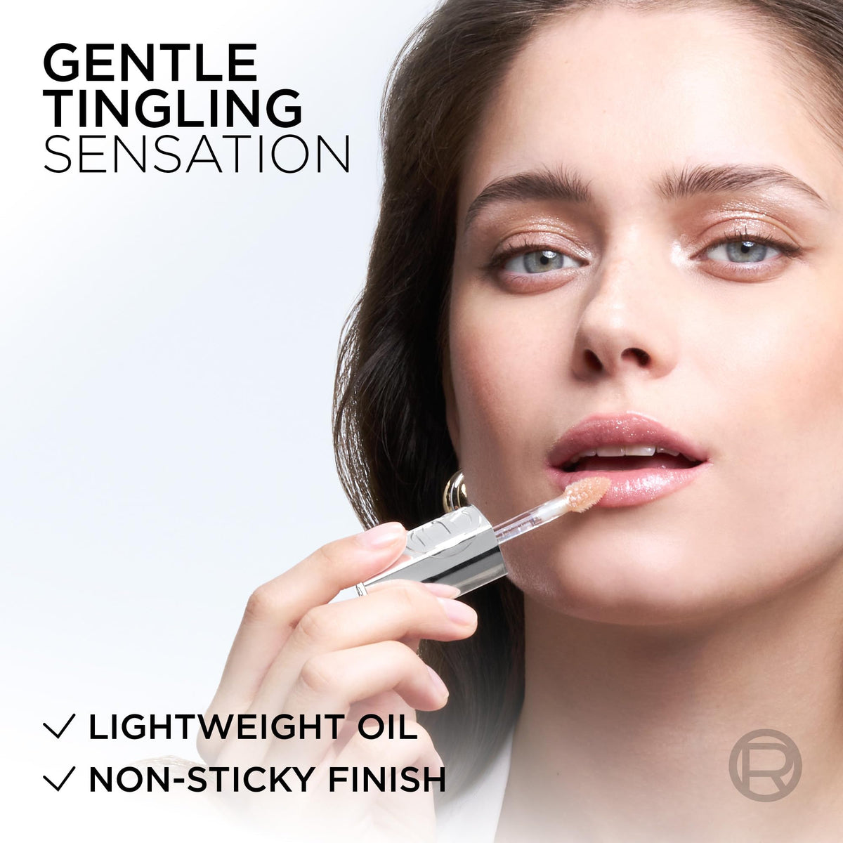 L'Oreal Paris Plump Ambition Lip Oil Ruby Lights open with applicator