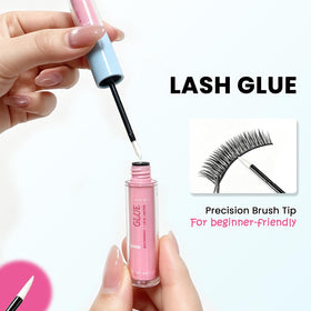 La Maesii Lash Glue applicator brush close-up