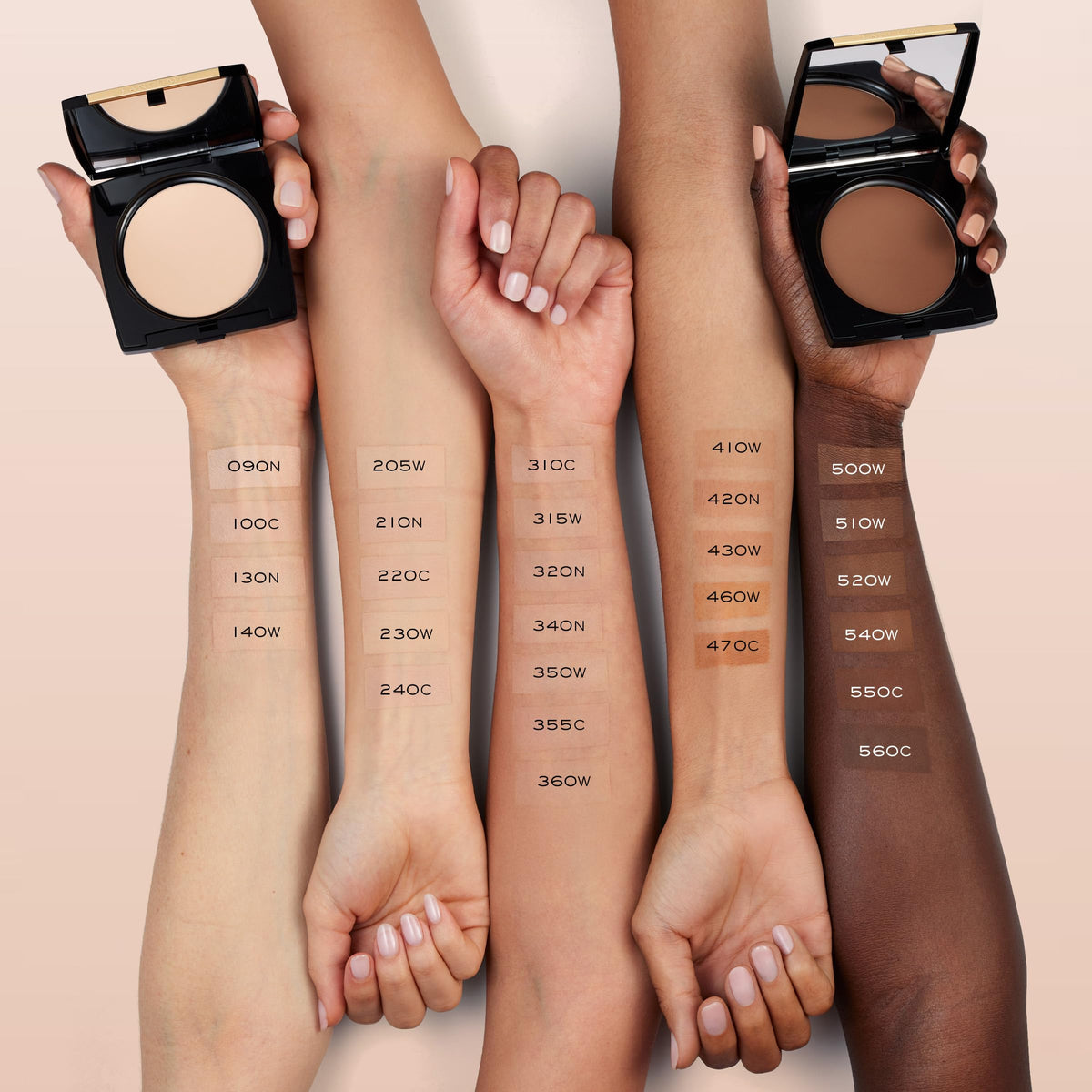 Lancôme Dual Finish Powder Foundation 130 Porcelaine D'Ivoire texture close-up