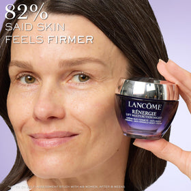 Lancôme Rénergie Lift Multi-Action Night Cream texture close-up