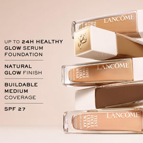 Lancôme Teint Idole Ultra Wear Foundation SPF 27 on a makeup table