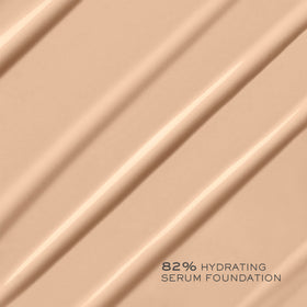 Lancôme Teint Idole Ultra Wear Foundation SPF 27 with makeup brush
