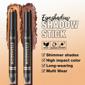LANGMANNI eyeshadow stick applied on eyelid for a natural look