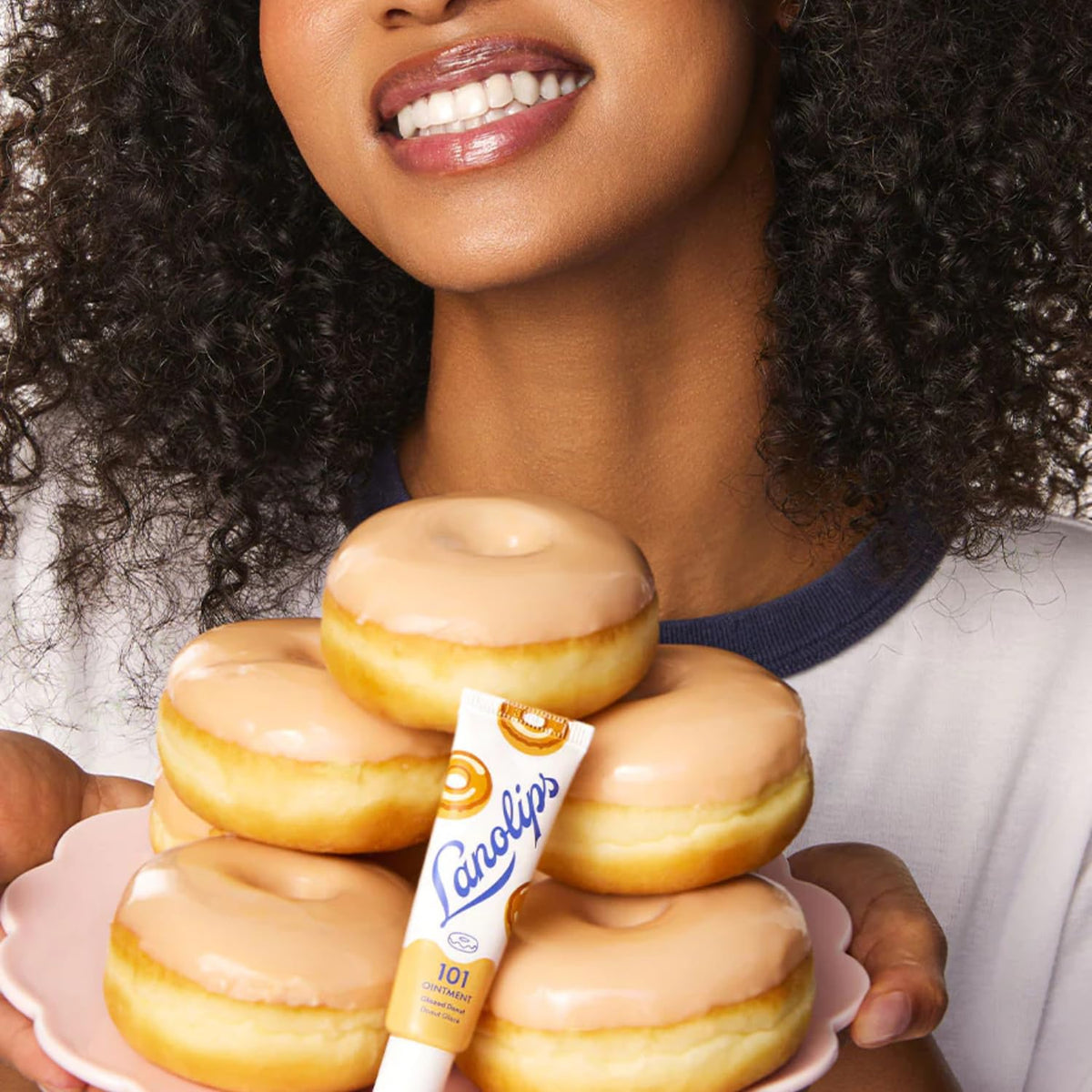 Lanolips 101 Ointment in hand