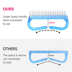 Larbois nail brush showing sturdy plastic handle