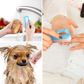 Larbois Nail Brush with flexible bristles close-up