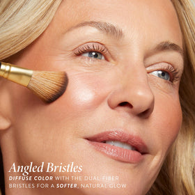 LAURA GELLER Dual-Ended Highlighter Brush angled view