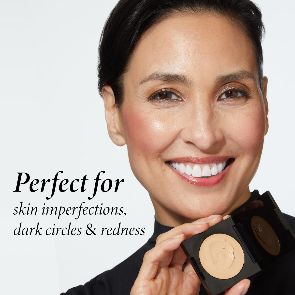 LAURA GELLER NEW YORK Full Coverage Concealer Deep blended on hand