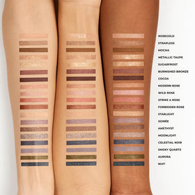 Laura Mercier Caviar Stick Cream Eyeshadow Mini Rosegold in hand