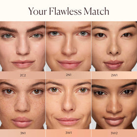 Laura Mercier Real Flawless Serum Concealer 2N1 Light applicator close-up