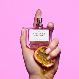 Le Monde Gourmand Nectar de Passion Eau de Parfum 30ml side view