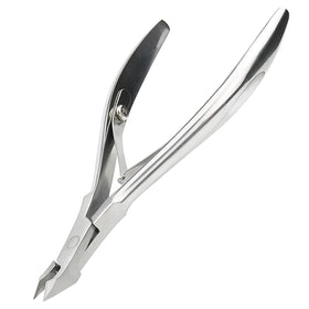 LePinko Cuticle Trimmer Kit in use on fingernails