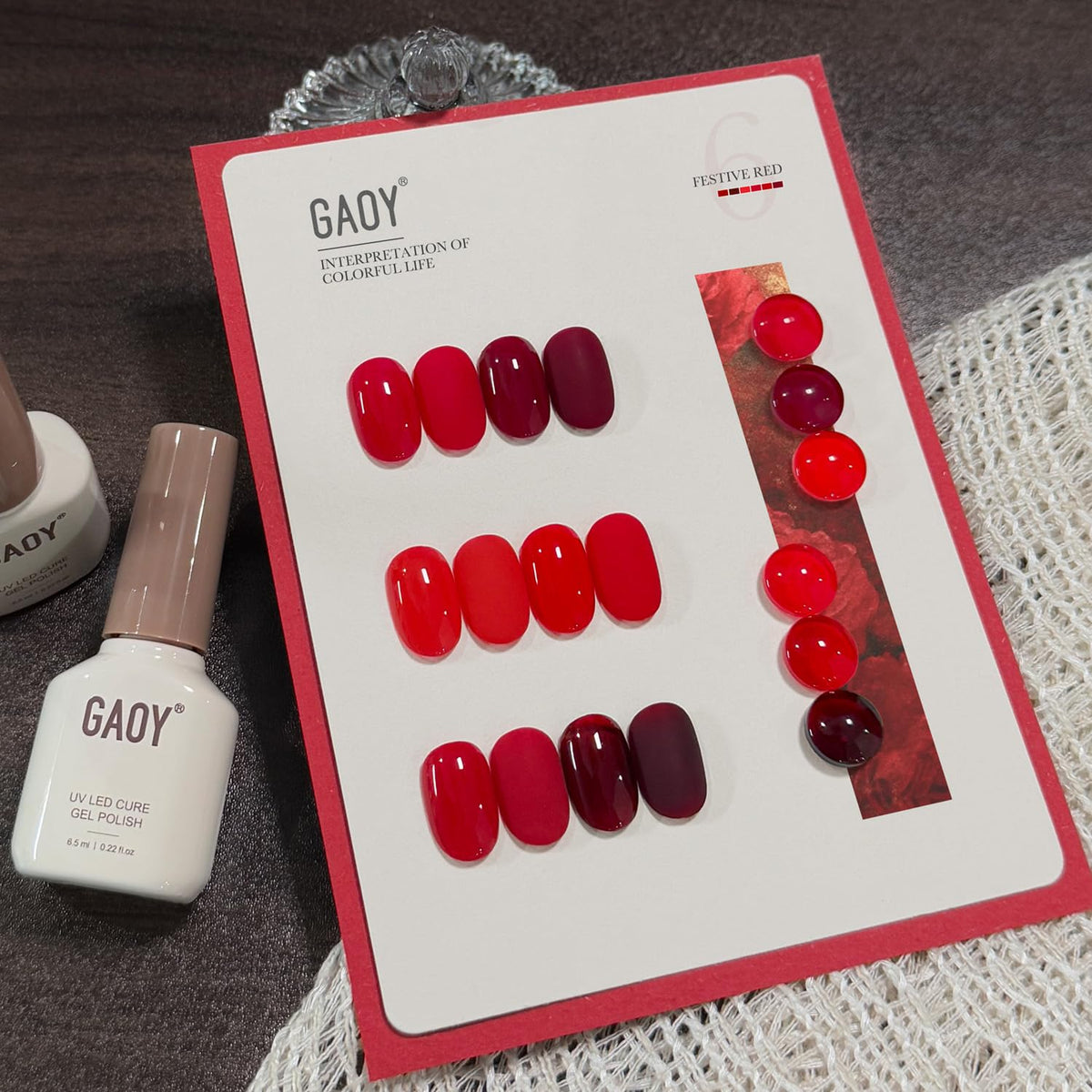 Lifestyle scene of nails painted with GAOY gel nail polish