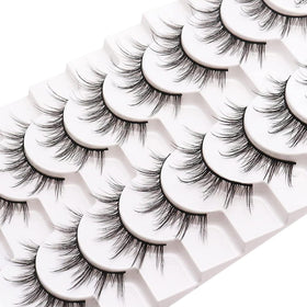 Lifestyle shot of Losha Manga Lashes worn by model