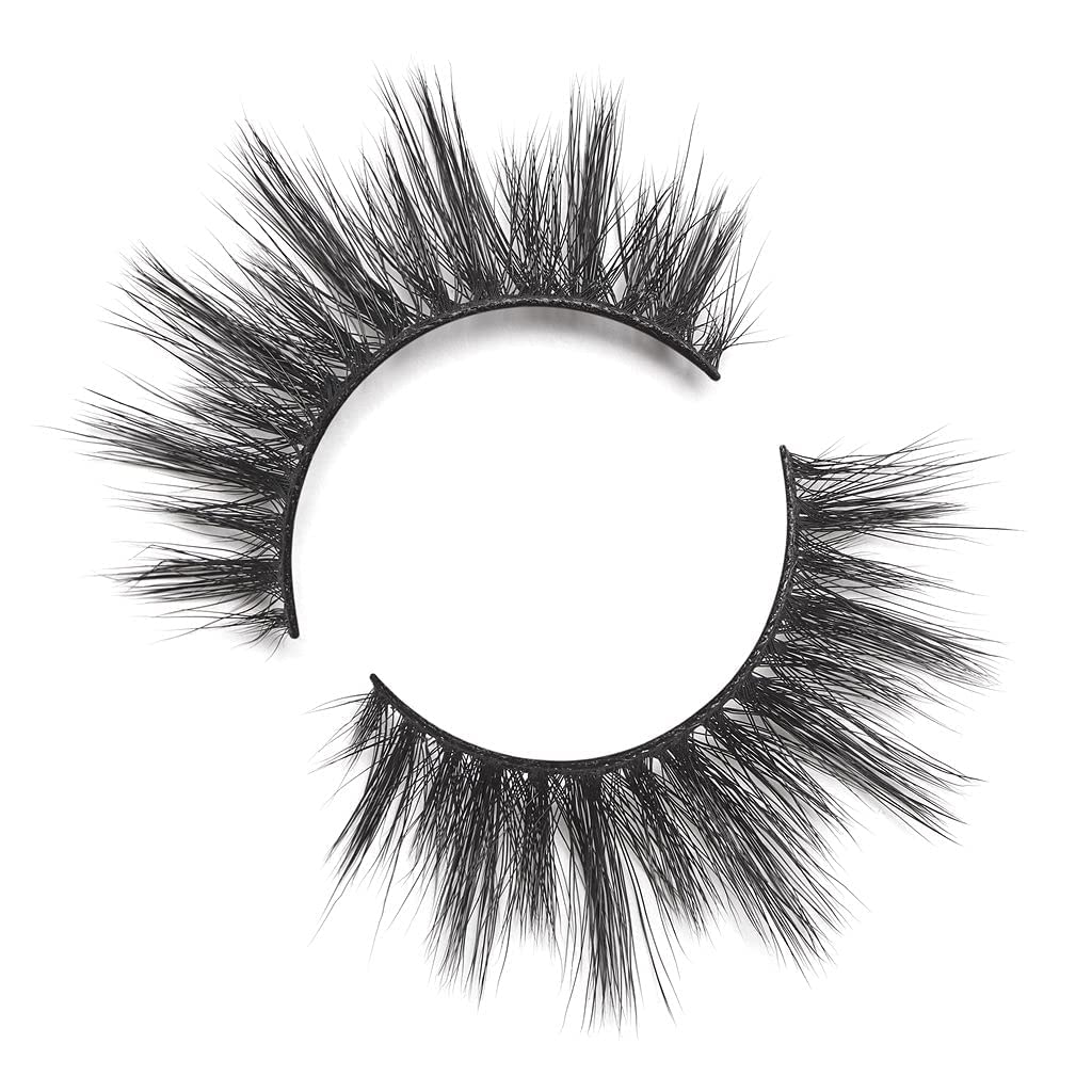 Lilly Lashes 3D Miami Faux Mink Strip Eyelashes close-up on eyelid