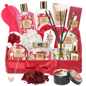 LILY ROY 25Pcs Spa Gift Set arranged in a woven basket