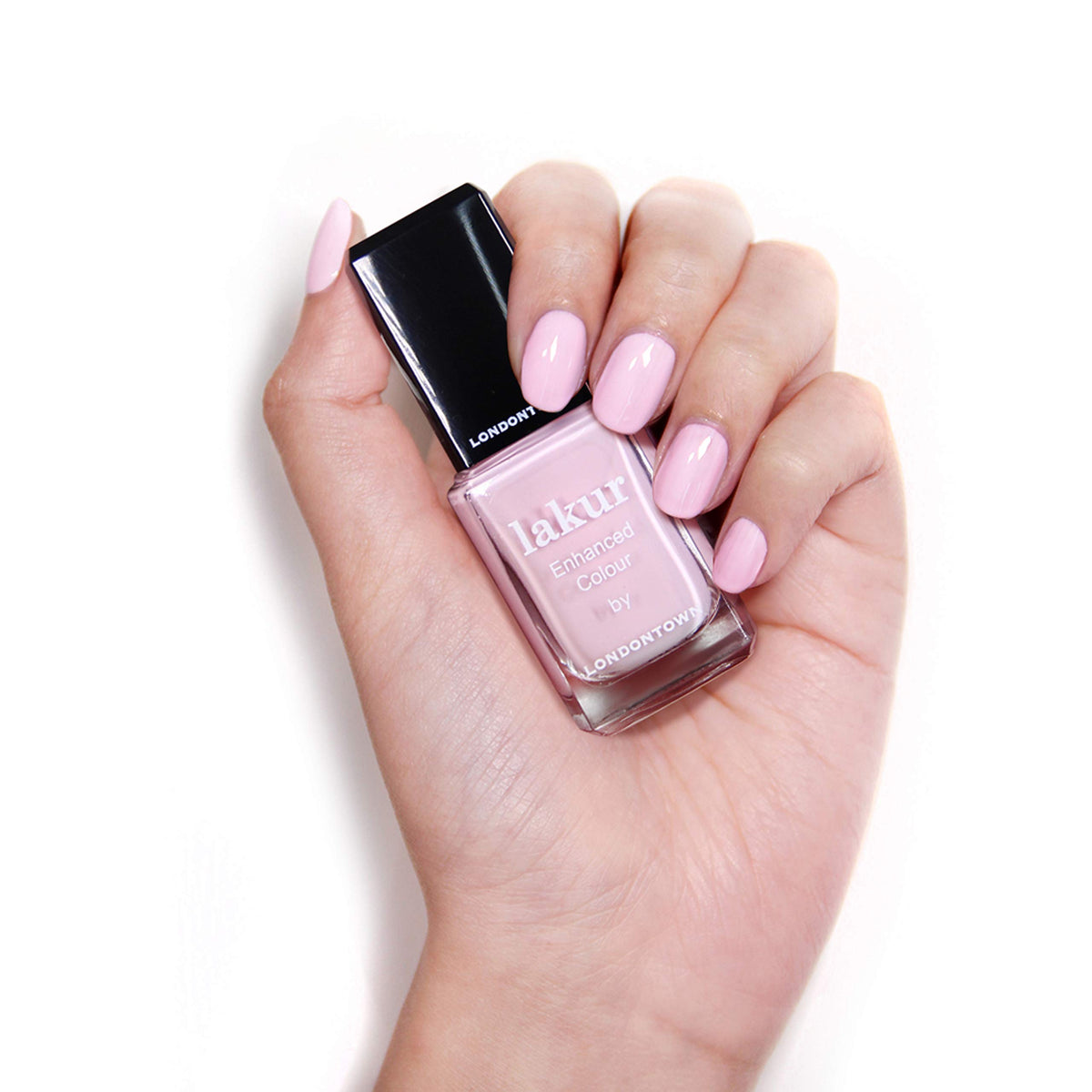 LONDONTOWN lakur Nail Polish Afternoon Tea on nails
