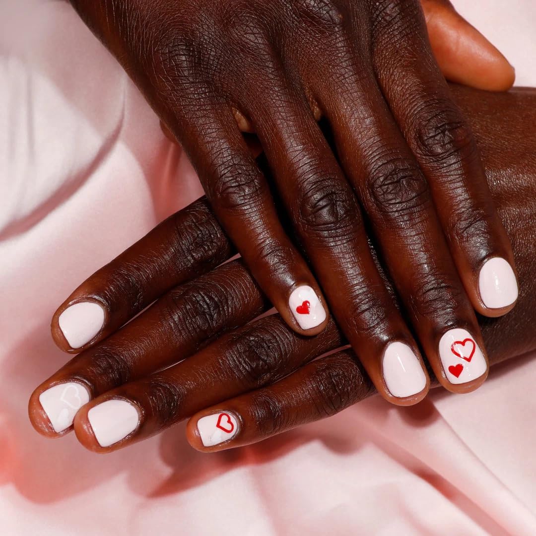 LONDONTOWN lakur Nail Polish Invisible Crown lifestyle scene