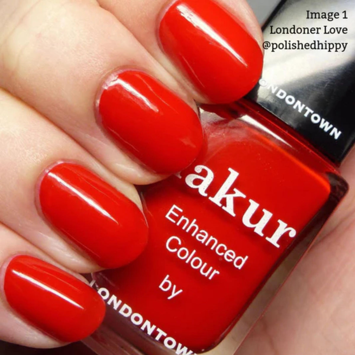 LONDONTOWN lakur Nail Polish Red Shades brush close-up