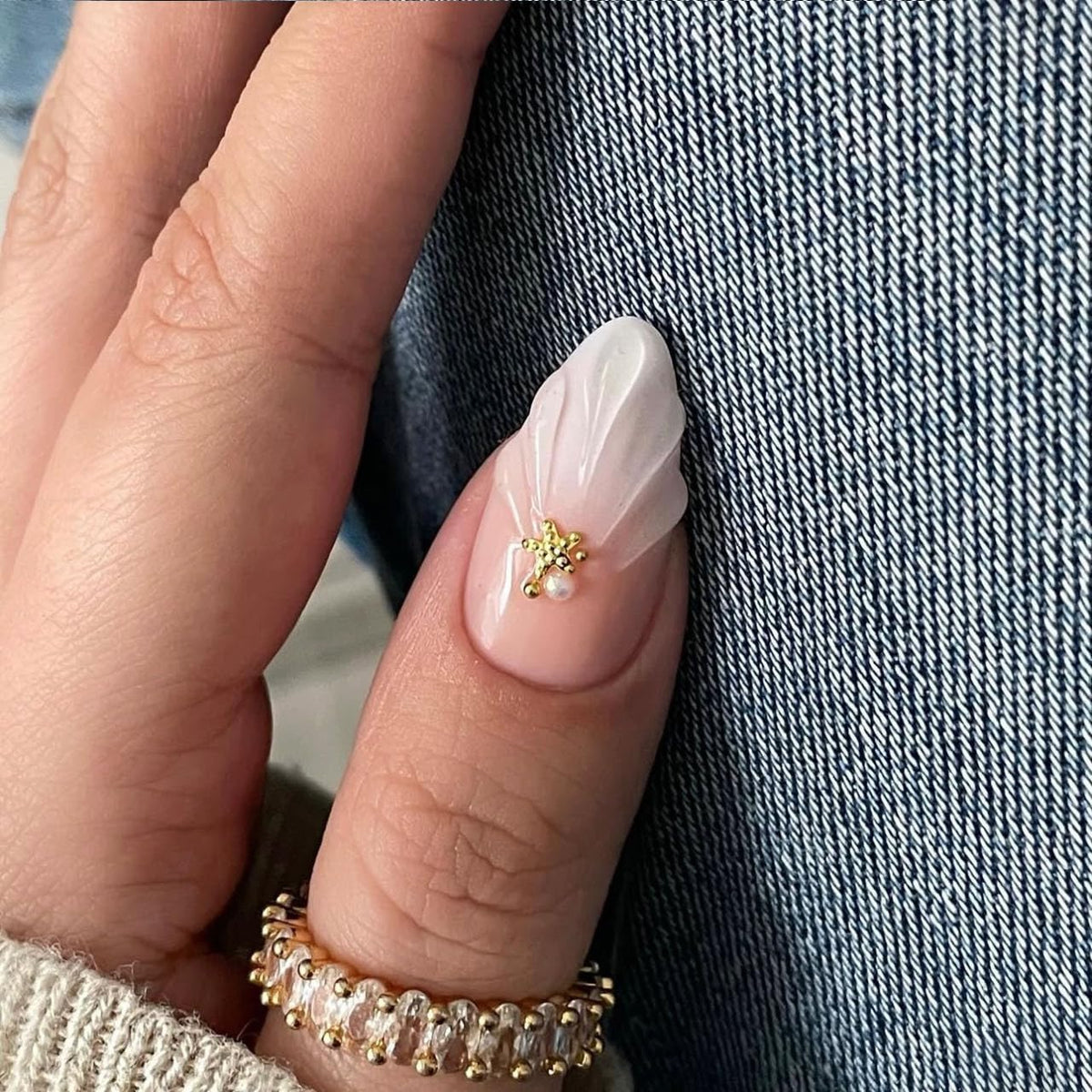 LPOODDNU 3D Almond Press on Nails packaging side view