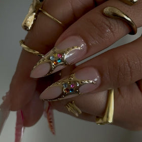 LPOODDNU 3D Colourful Flower Press On Nails almond shape front view