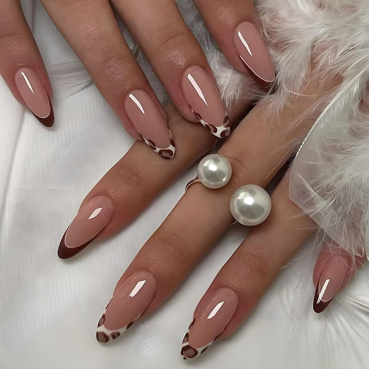 LPOODDNU Almond Press On Nails Kit with 24 pieces