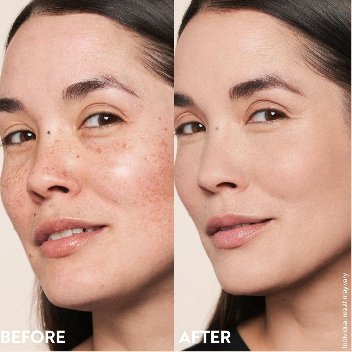 M. Asam Magic Finish Make-up Mousse application with makeup sponge