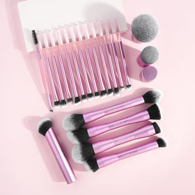 MAANGE brush set showing double-ended kabuki brushes