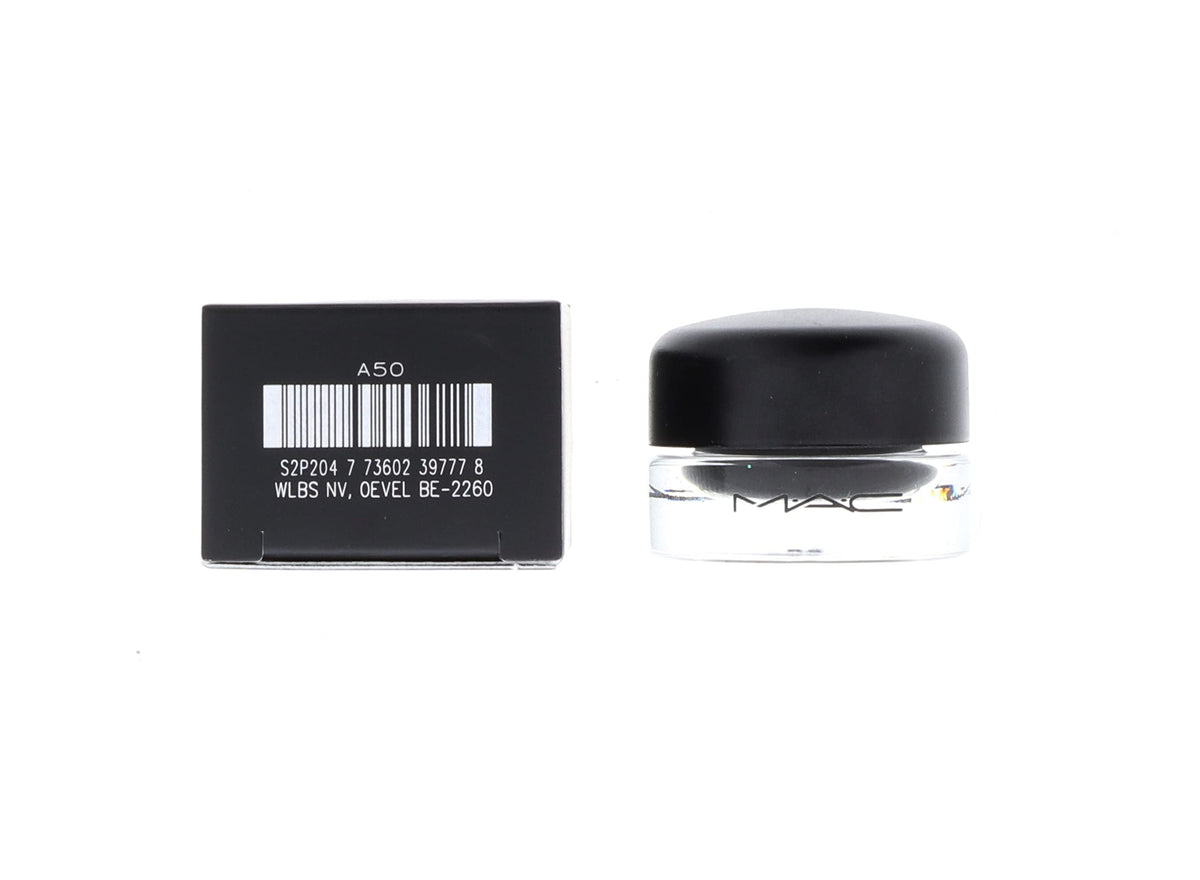 MAC Fluidline Eye Liner Gel Blacktrack brush application