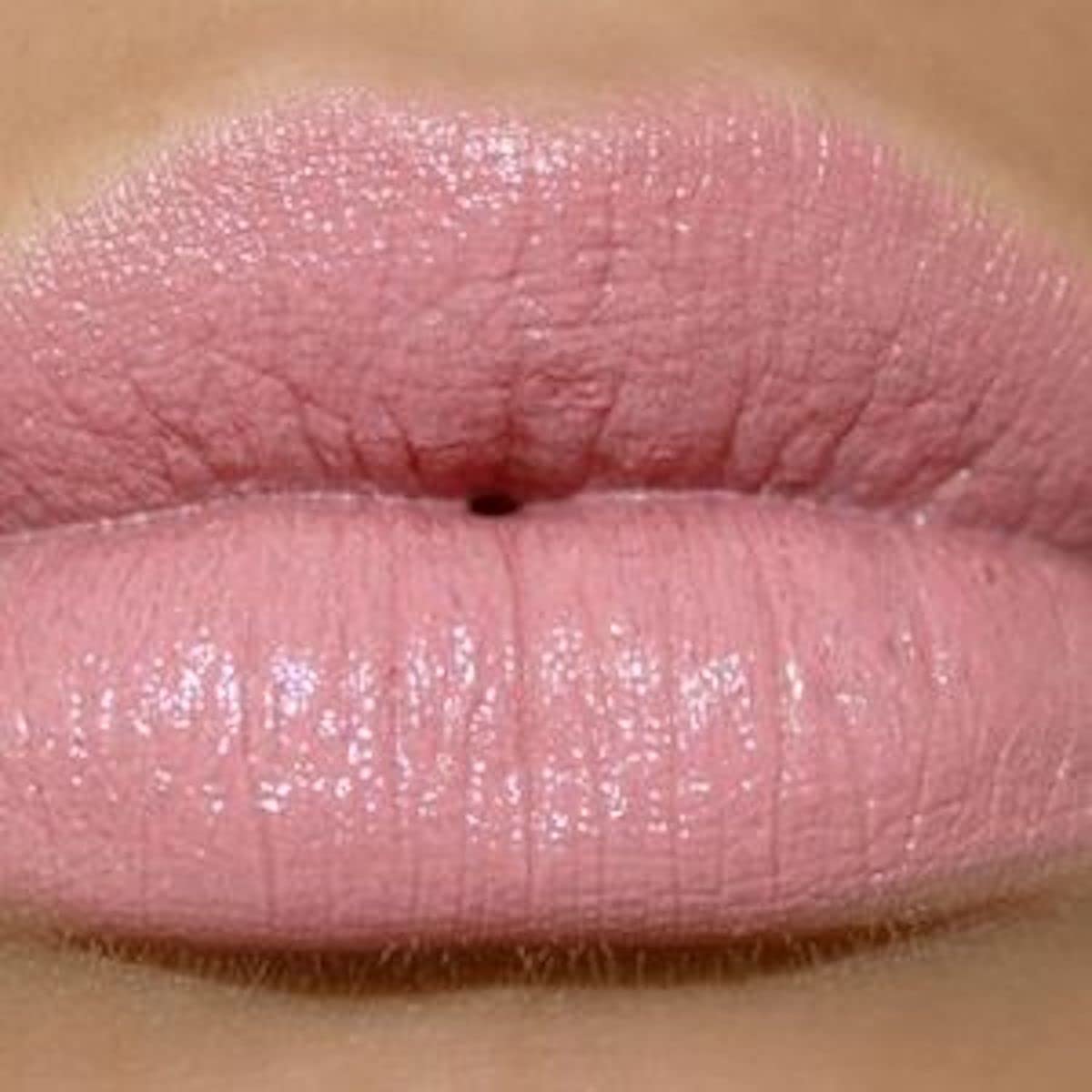 MAC Lip Pencil Nightingale packaging detail