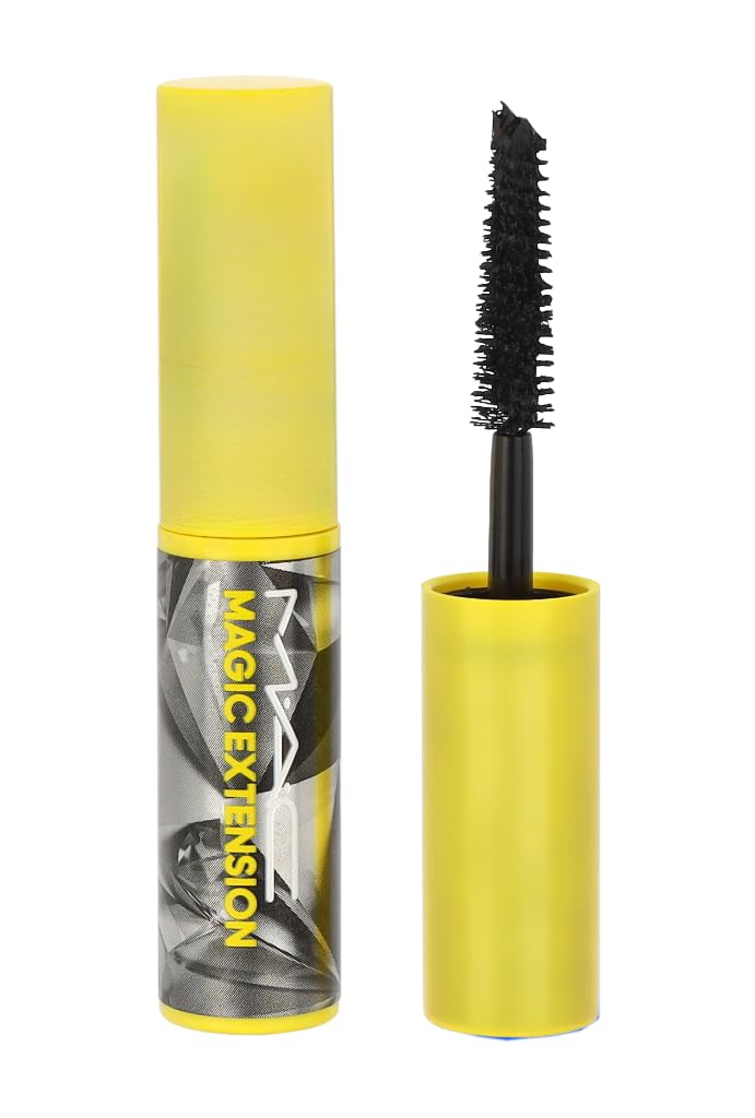 MAC Mini MAC Magic Extension 5MM Fibre Mascara tapered brush close-up