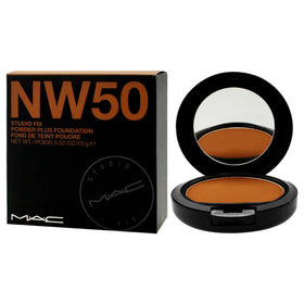 MAC Studio Fix Powder Plus Foundation NW50 with applicator