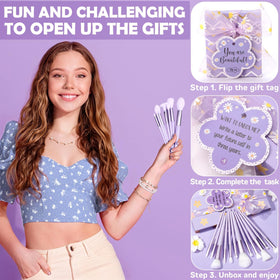 Makeup mirror included in Qinline gift set for girls