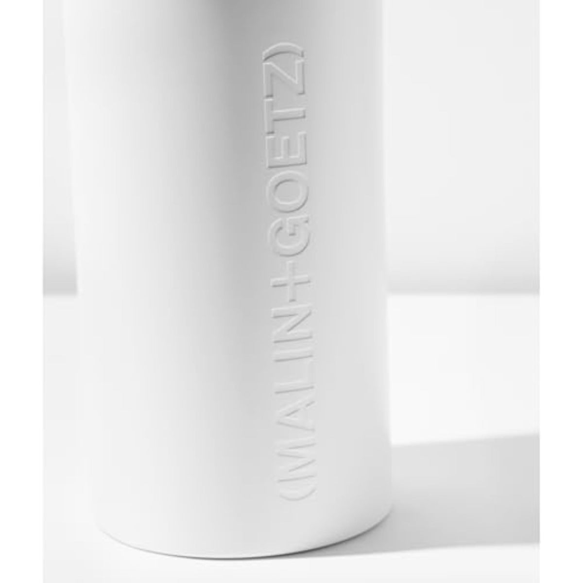 MALIN+GOETZ Rum Hand + Body Wash packaging details