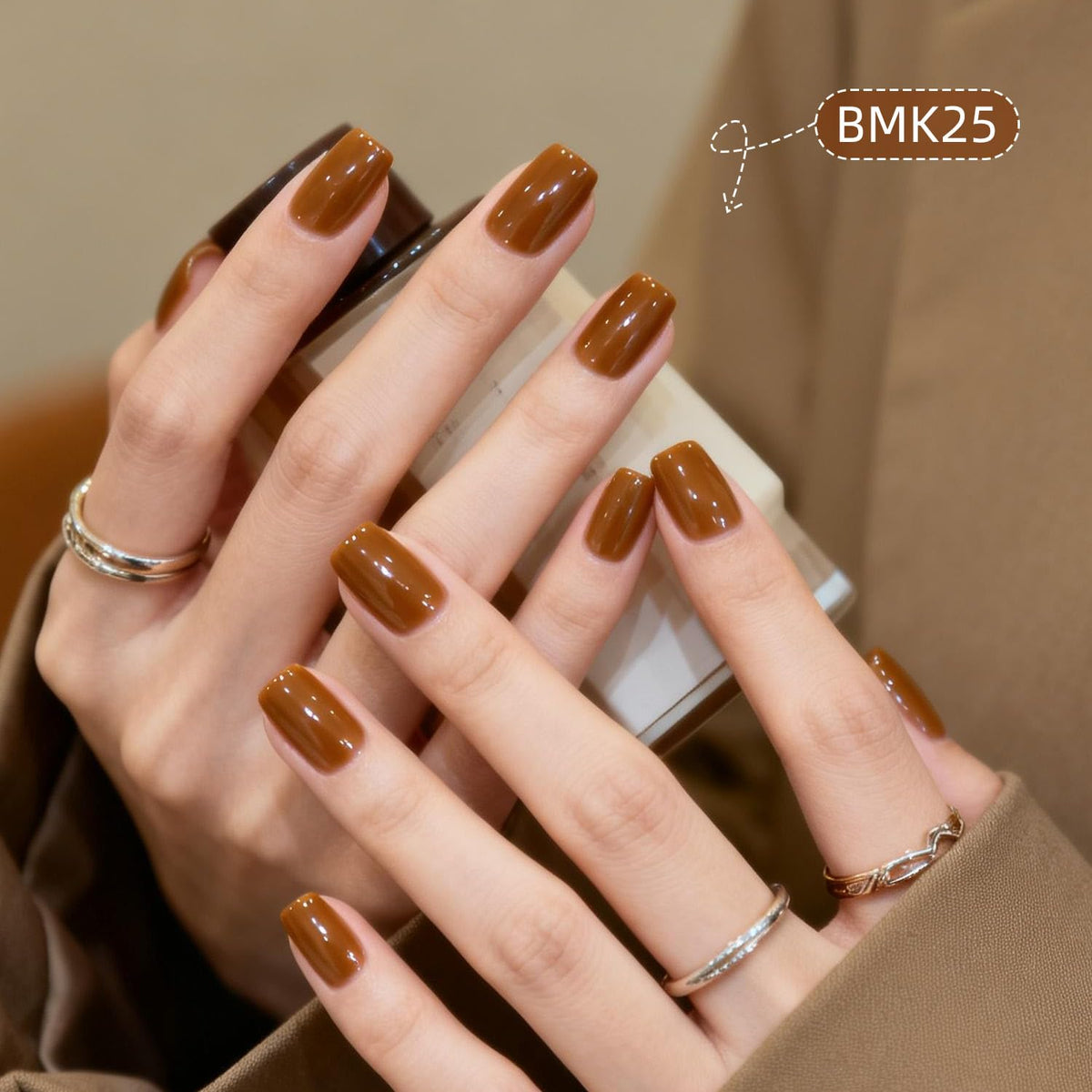 Manicure tools included in JODSONE Gel Nail Polish Kit