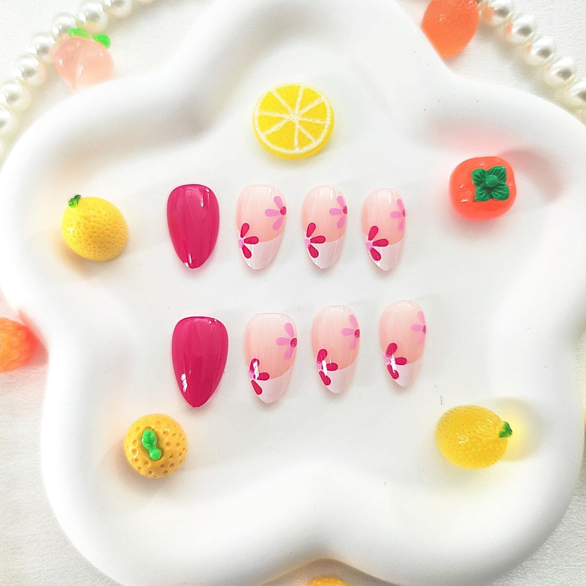 MAOTTIE Almond Press On Nails with mini nail file and wooden stick